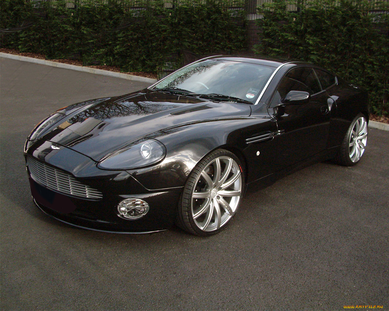 , aston, martin
